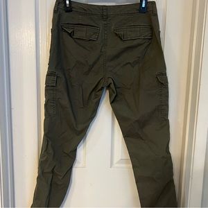 Gap Skinny Boyfriend Cargo Pants. Size 2.